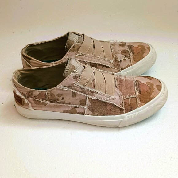Blowfish Marley Camo Patchwork Sneaker 8 Distressed Beige Canvas Slip On Shoes - Picture 1 of 10